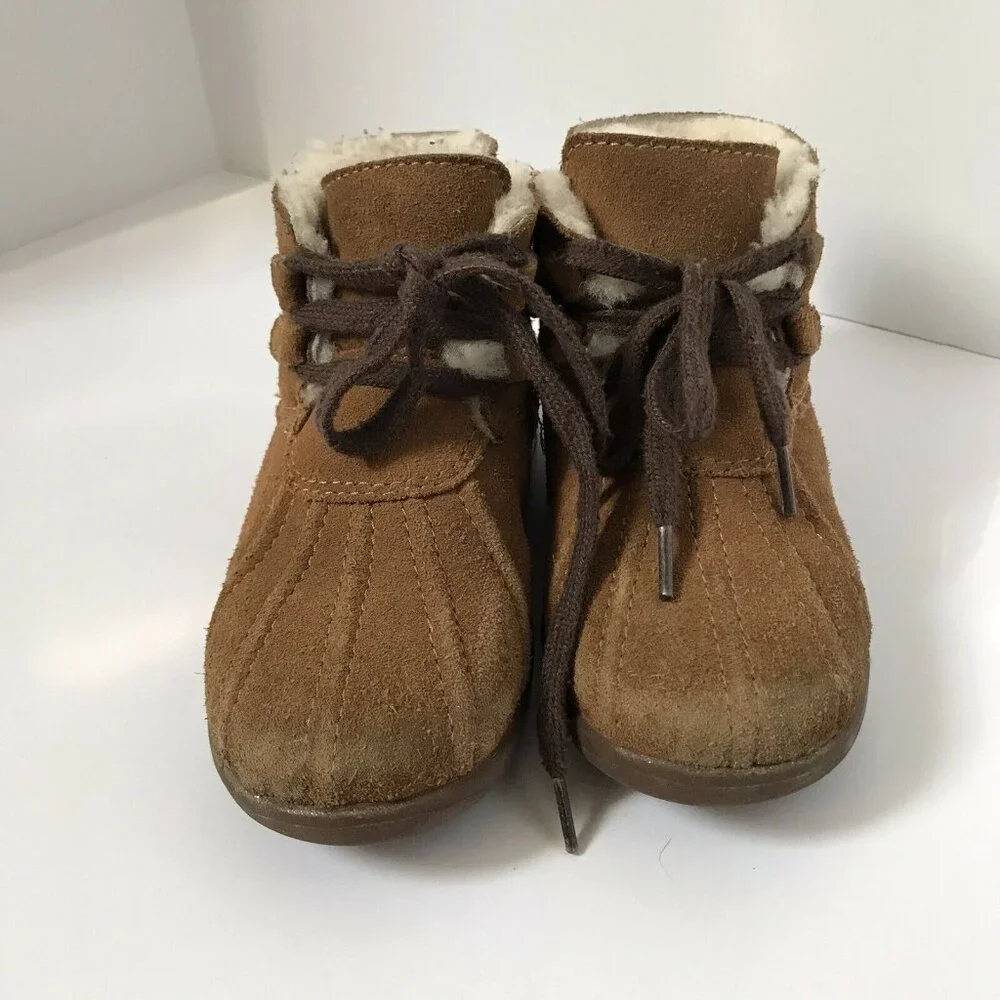 UGG Toddler Kids Chestnut Suede‎ Shearling Lined Duck Boots 1012142T Size 8.5